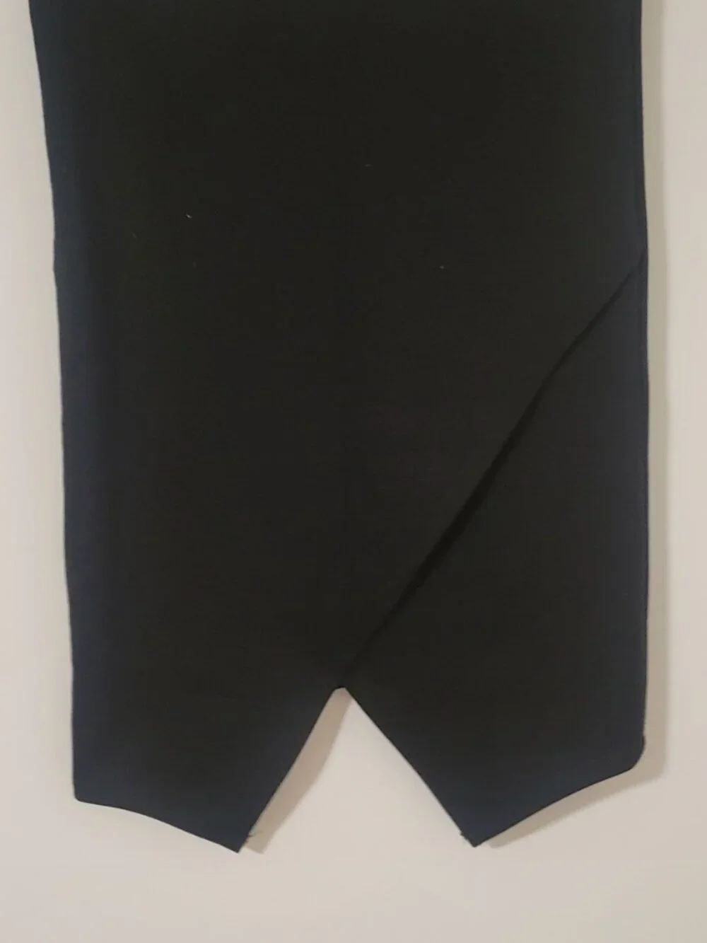 Zenana Black Tulip Hem Pencil Skirt - High Waist - Stretchy - Size M - Picture 2 of 3